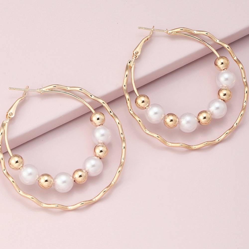 PEARL BEADED HOOP EARRINGS